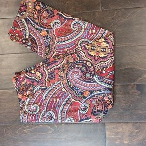 Onzie cropped leggings in Paisley print